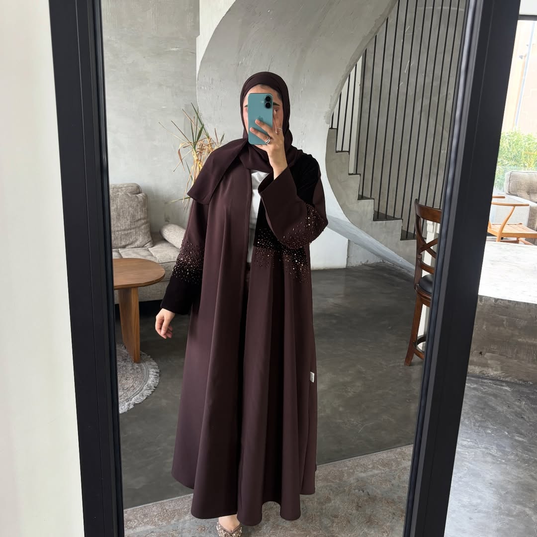 Hiba Abaya