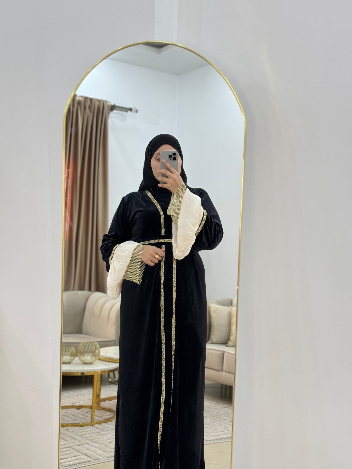 IZRI | Layali Abaya