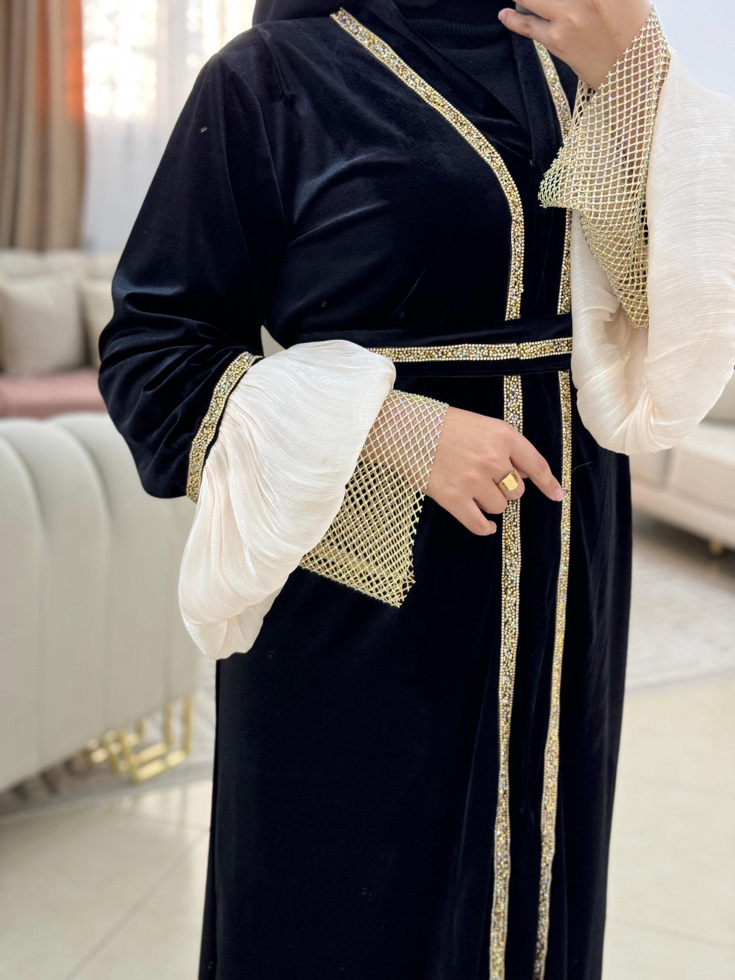 IZRI | Layali Abaya